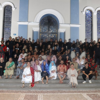 Encenação e Procissão