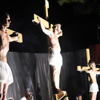 Encenação e Procissão